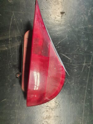 Fanale Posteriore Destro (DX, lato passeggero) modello liscio LANCIA Y ELEFANTINO dal 1996 al 2003