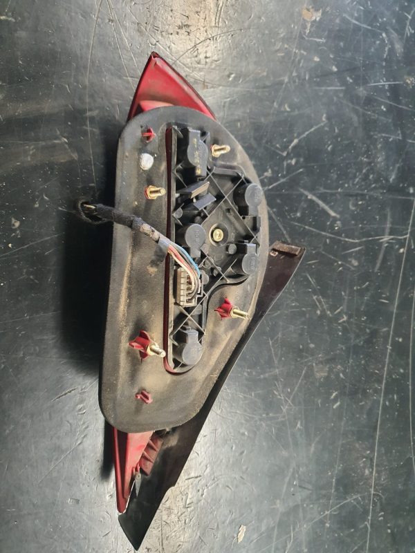 Fanale Posteriore Destro (DX, lato passeggero) modello liscio LANCIA Y ELEFANTINO dal 1996 al 2003