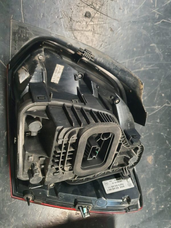 Fanale Posteriore Sinistro (SX, lato guidatore) VOLKSWAGEN POLO 5 “6C” dal 2014 al 2017