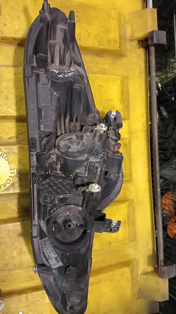 Proiettore Anteriore Destro (DX, lato passeggero) OPEL CORSA E dal 2015 al 2022