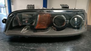 Proiettore Anteriore Sinistro (SX, lato guidatore) FIAT PUNTO (188 FANALINA) 2a serie dal 2000 al 2004
