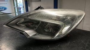 Proiettore Anteriore Sinistro (SX, lato guidatore) OPEL MERIVA "B" 2A SERIE dal 2010 al 2013