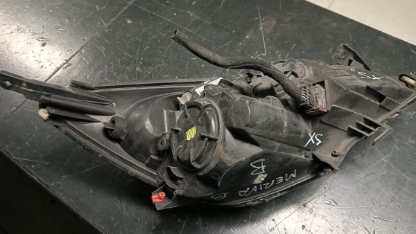 Proiettore Anteriore Sinistro (SX, lato guidatore) OPEL MERIVA "B" 2A SERIE dal 2010 al 2013