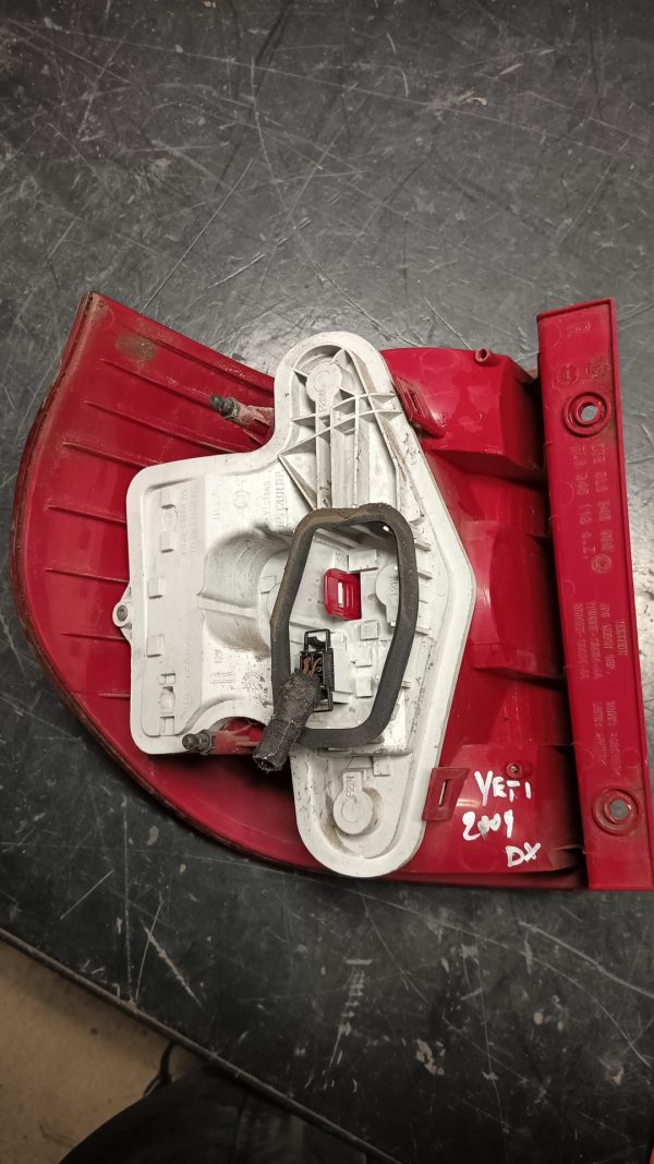 Fanale Posteriore Destro (DX, lato passeggero) SKODA YETI dal 2010 al 2013