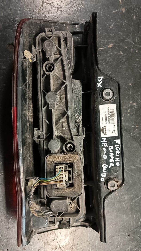 Fanale Posteriore Destro (DX, lato passeggero) FIAT FIORINO 3A Serie dal 2007 al 2014