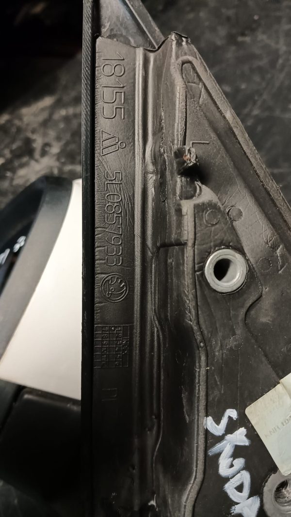 Retrovisore Sinistro (SX, lato guidatore) SKODA YETI dal 2013 al 2015