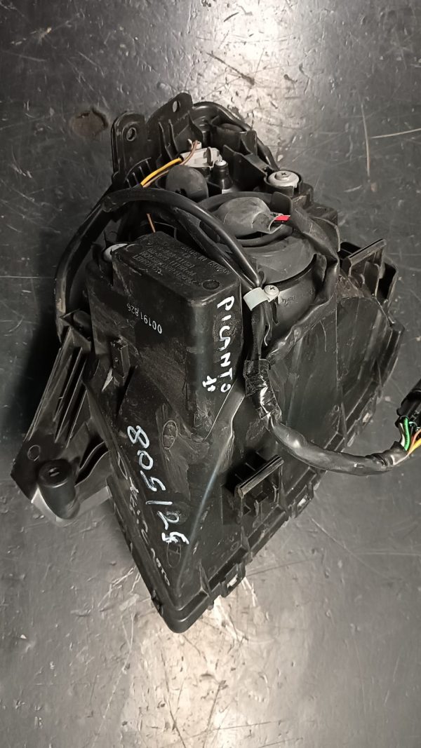 Proiettore Anteriore Destro (DX, lato passeggero) KIA PICANTO 1A Serie dal 2004 al 2008